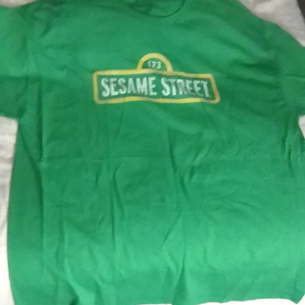Mens Sz.Xl Sesame Street Shirt